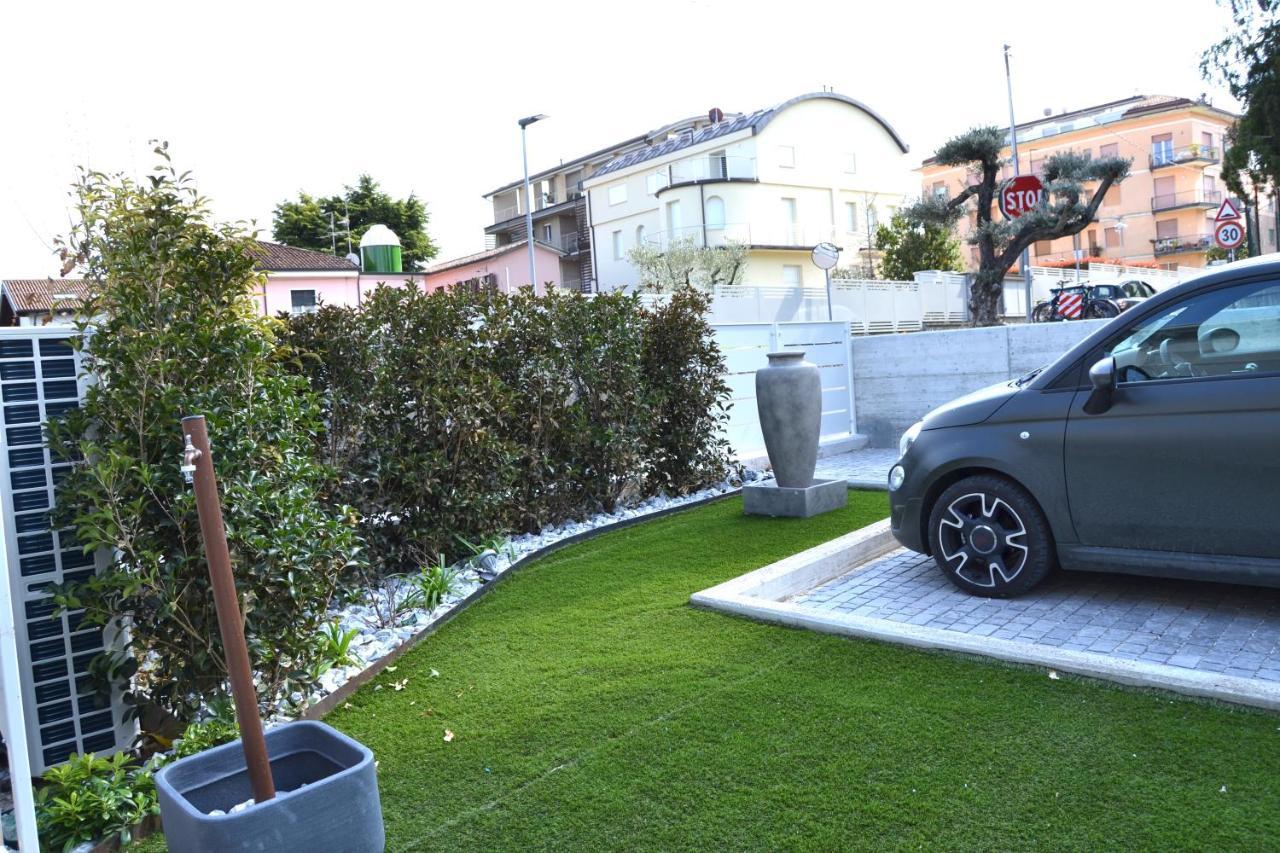 Iris Ar Holiday-Home Peschiera del Garda Exterior photo