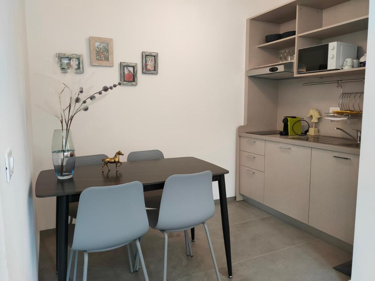 Iris Ar Holiday-Home Peschiera del Garda Exterior photo