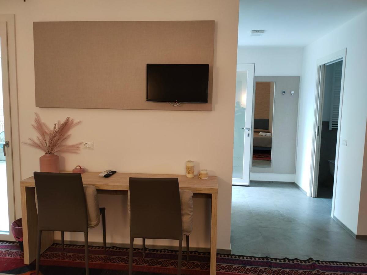 Iris Ar Holiday-Home Peschiera del Garda Exterior photo