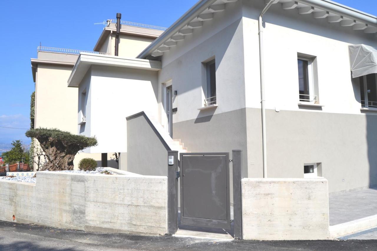 Iris Ar Holiday-Home Peschiera del Garda Exterior photo